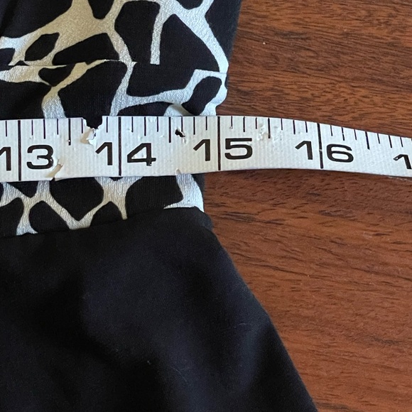 En Focus Black White Animal Print Dress V Neck sz 14 sleeveless spandex tie back - Picture 8 of 12